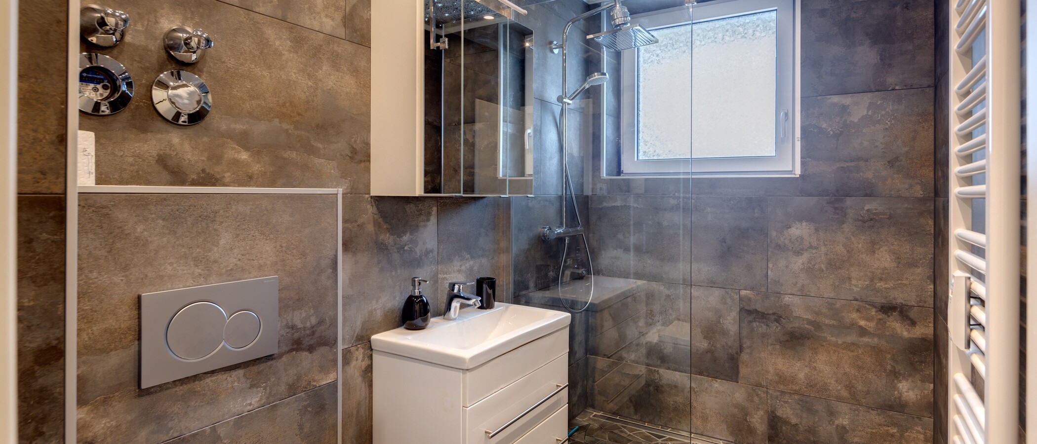 Platt München Obermenzing 02 Badrum 14295