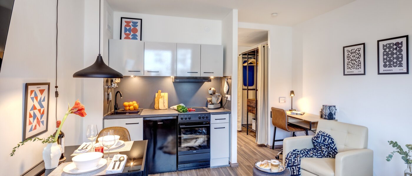 Lapos München Schwabing-West 03 Nappali 14298