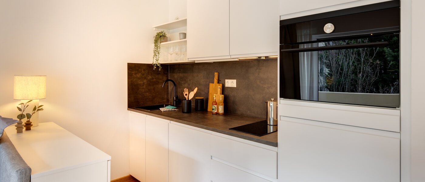 Plat München Schwabing-Nord (zw. Leopoldstraße & Englischen Garten) 02 Keuken 14305