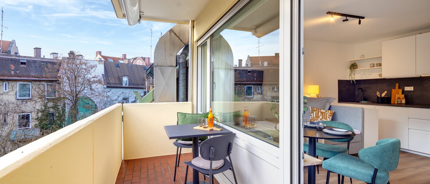 Plat München Schwabing-Nord (zw. Leopoldstraße & Englischen Garten) 01 Balkon 14305