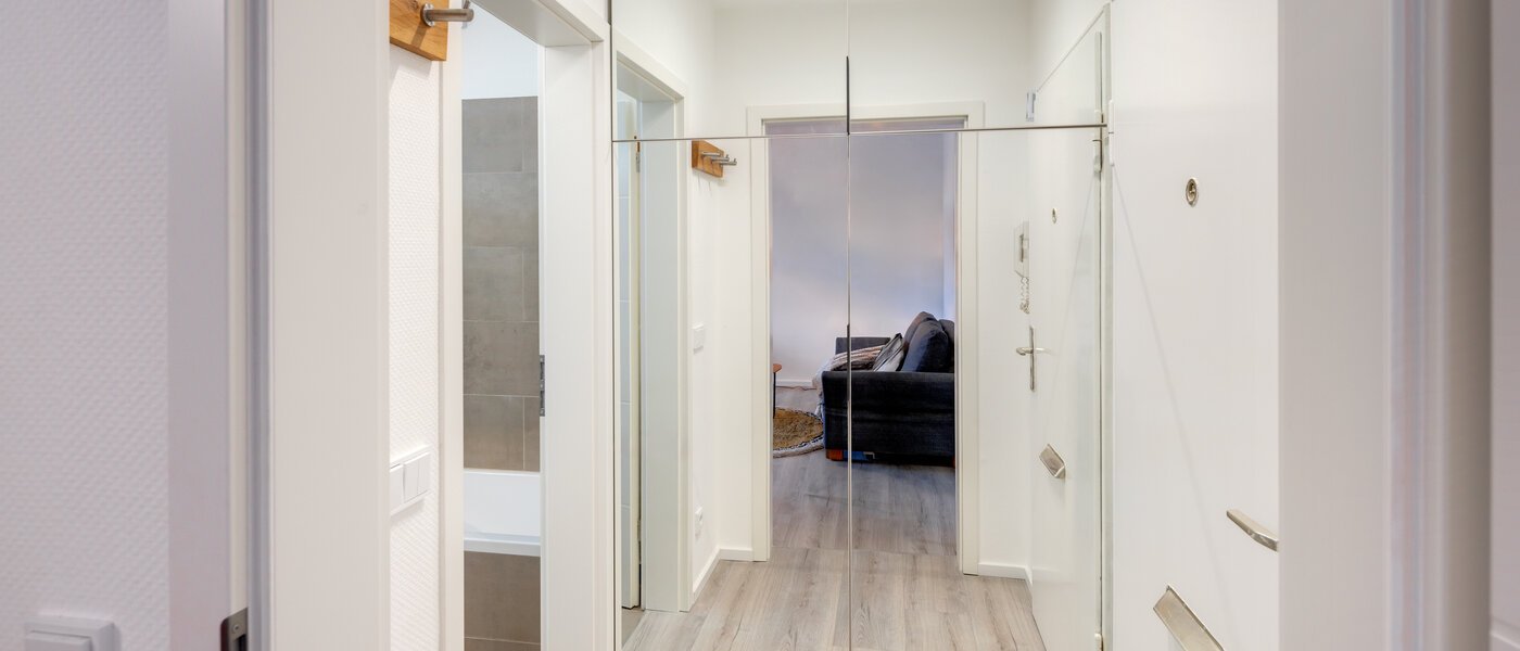 Płaski München Au 01 Korytarz/przejście 14311