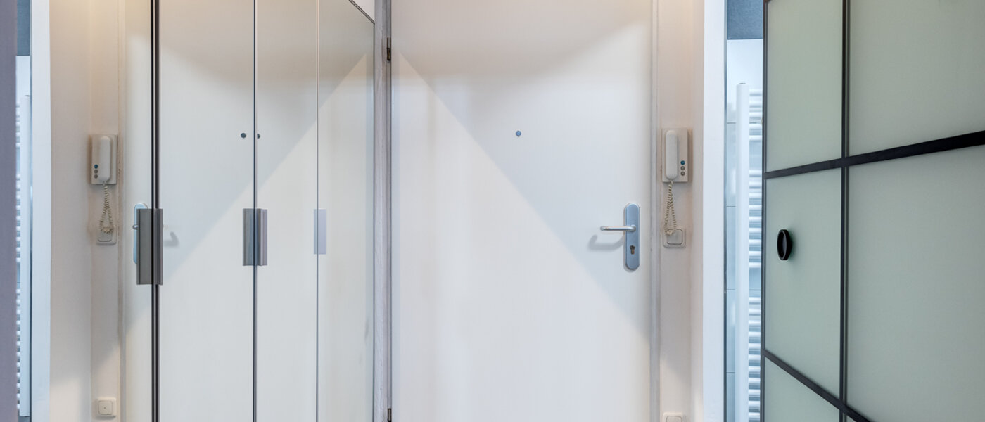 Ploché München Milbertshofen 02 Chodba/chodba 14324