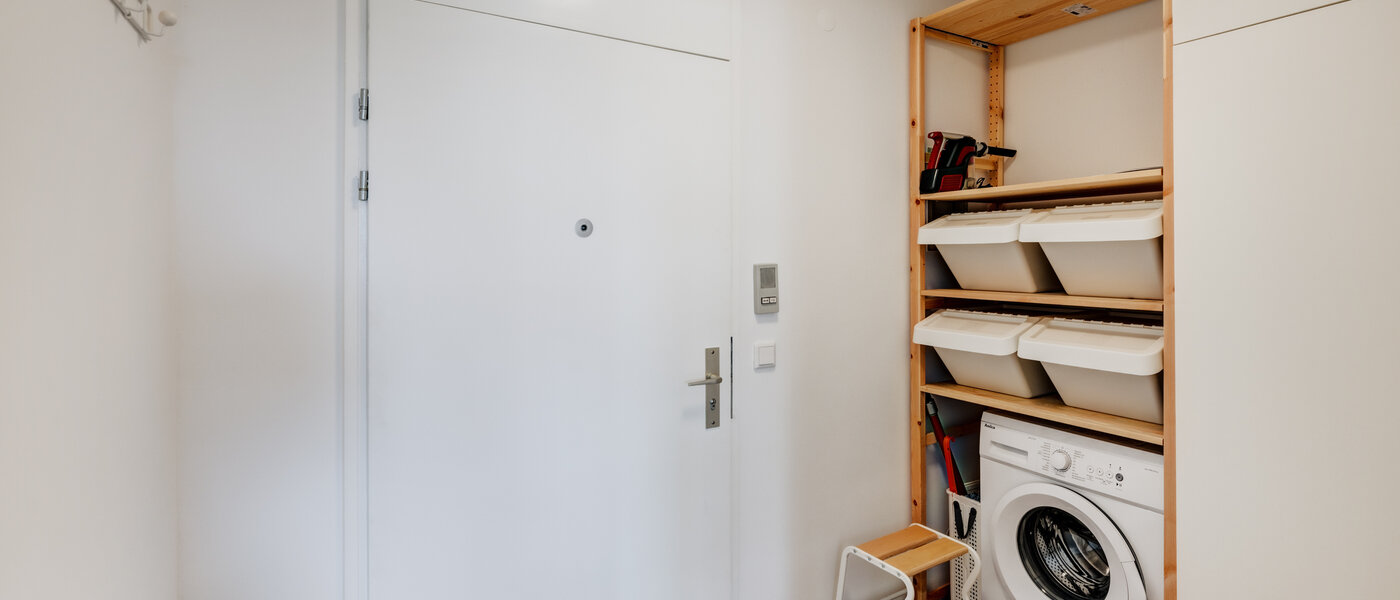 Плоский Unterhaching 01 Коридор/передпокій 14337