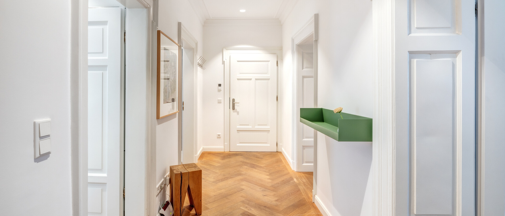 Flat München Neuhausen 01 Korridor/gang 14340
