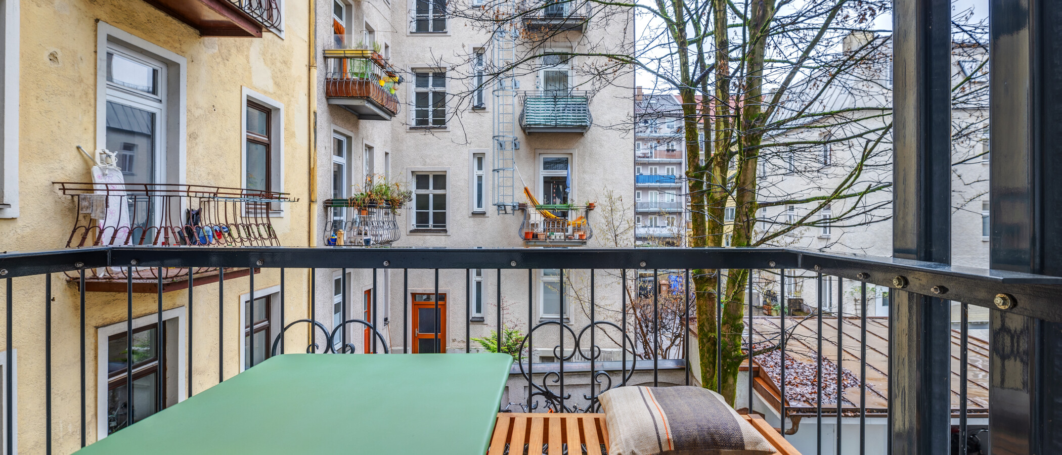 Flat München Neuhausen 01 Balkong 14340