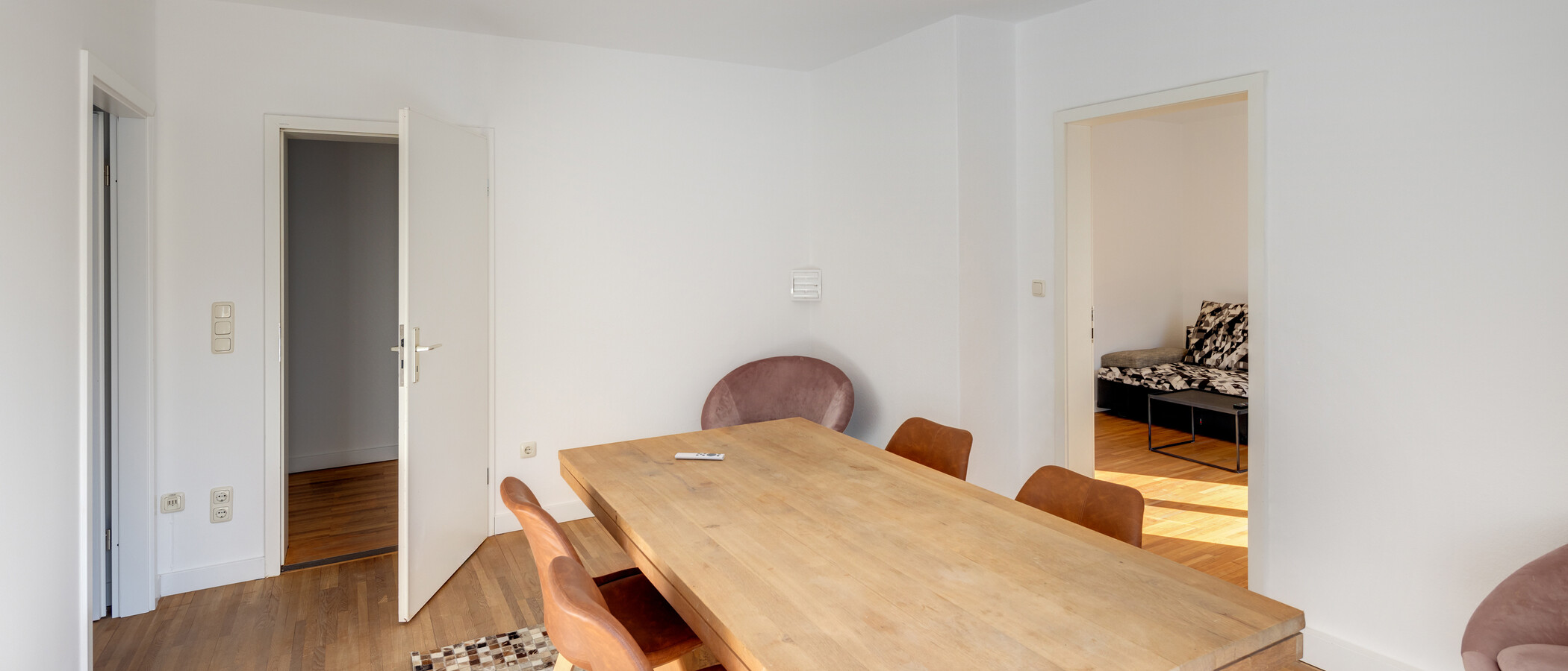 Düz München Bogenhausen 02 Yemek odası 14344