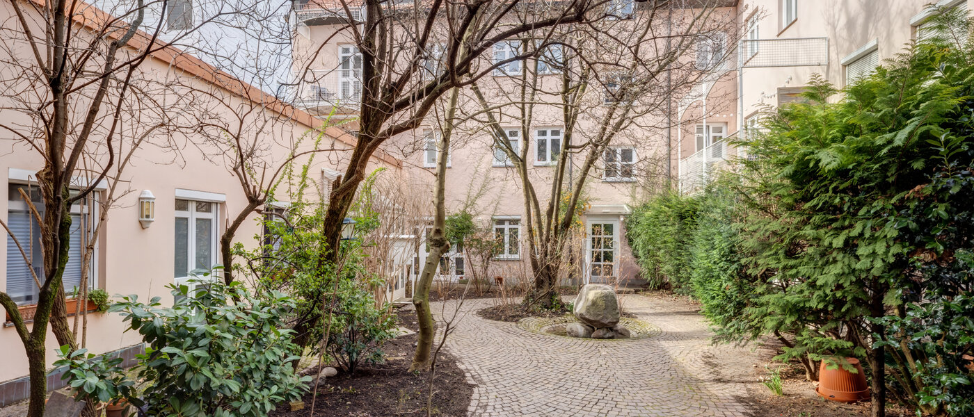 Lapos München Maxvorstadt 01 Belső udvar 14358