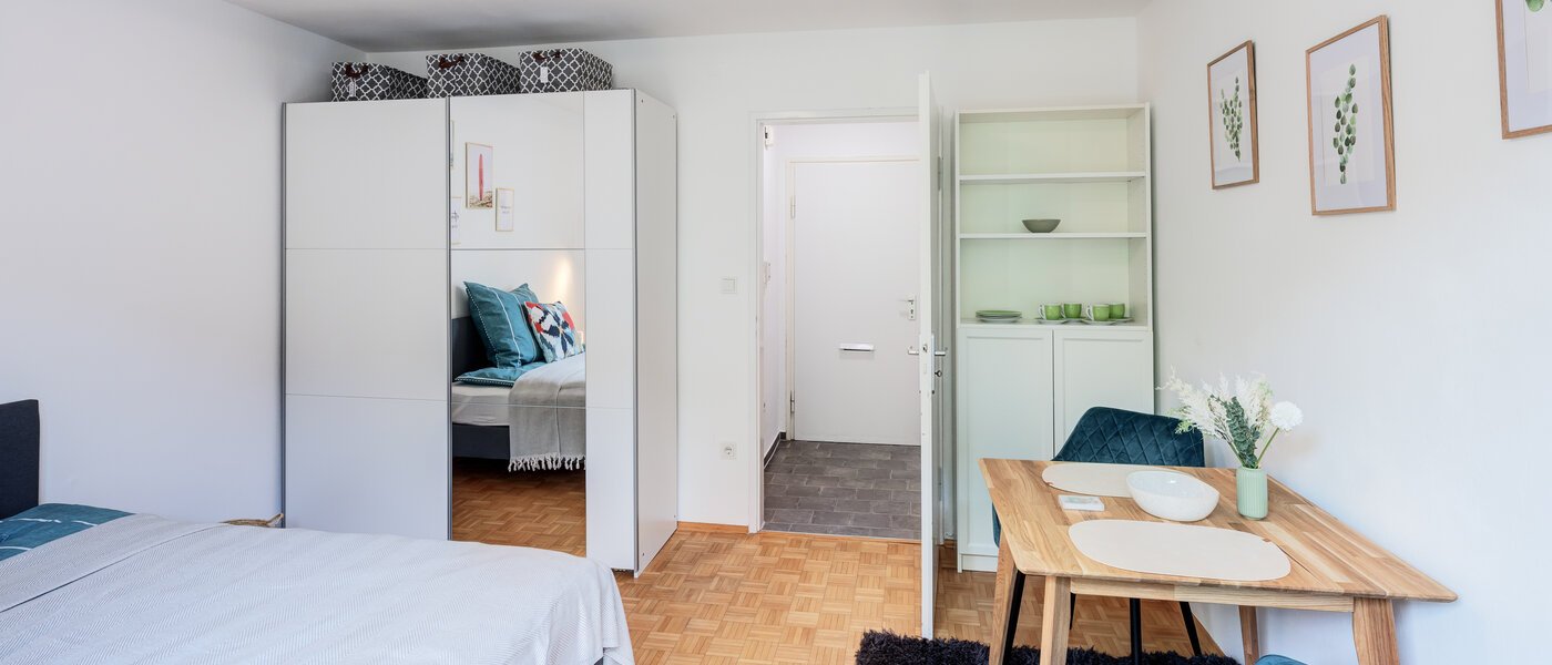 Επίπεδη München Maxvorstadt 04 Καθιστικό 14371