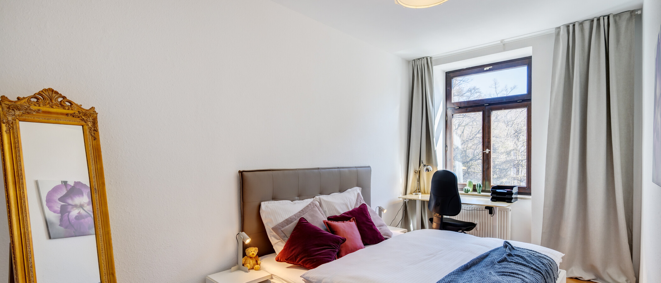 Ravna stran München Au-Haidhausen 01 Spalnica 14379