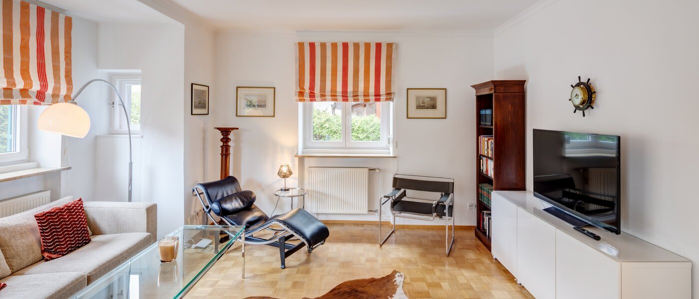 Önálló ház München Daglfing 02 Nappali 14387