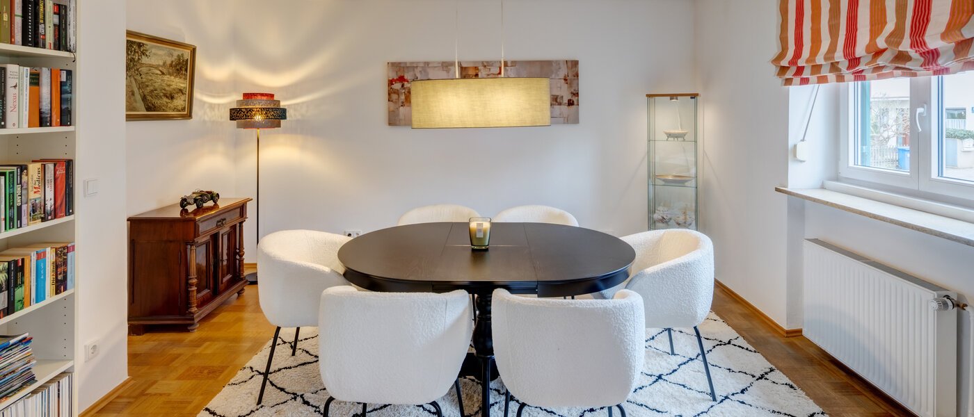 Önálló ház München Daglfing 01 Étkező 14387