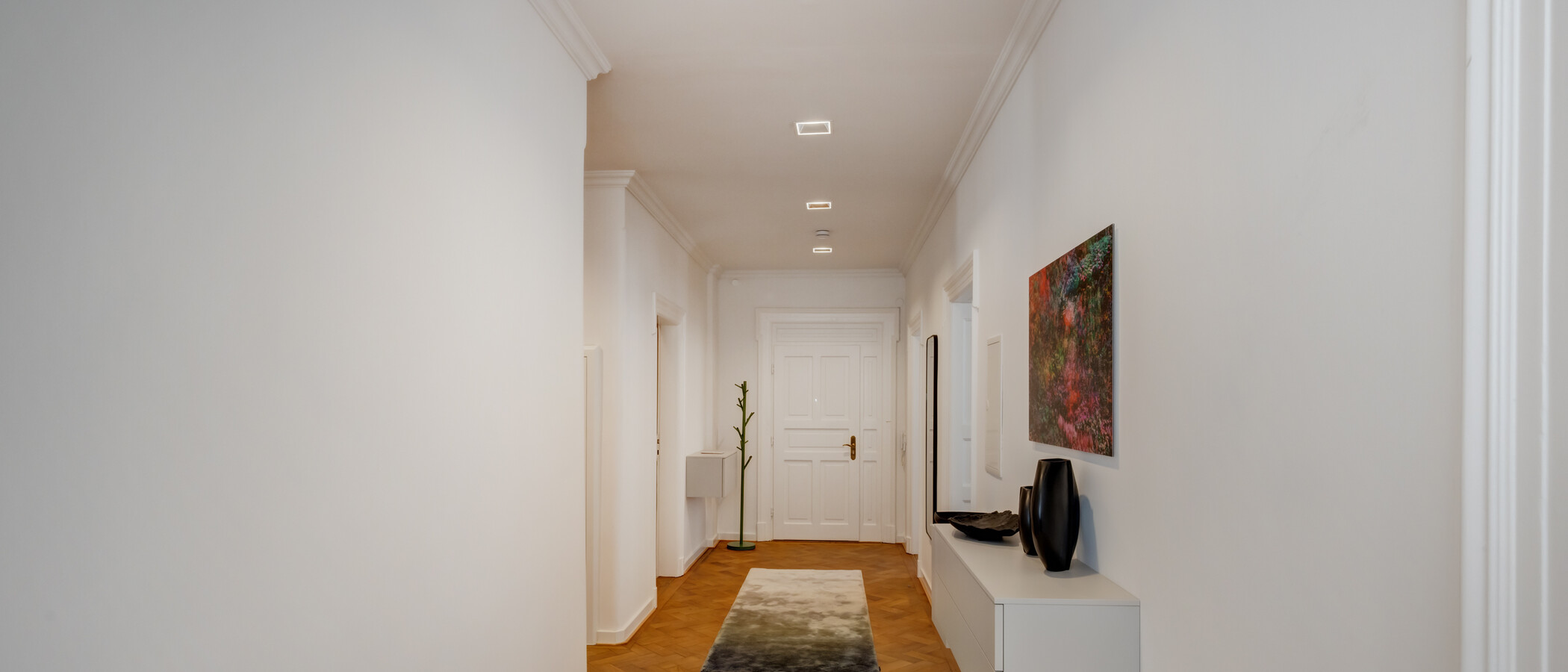 Flad München Schwabing-Nord (zw. Leopoldstraße & Englischen Garten) 01 Korridor/gang 14397