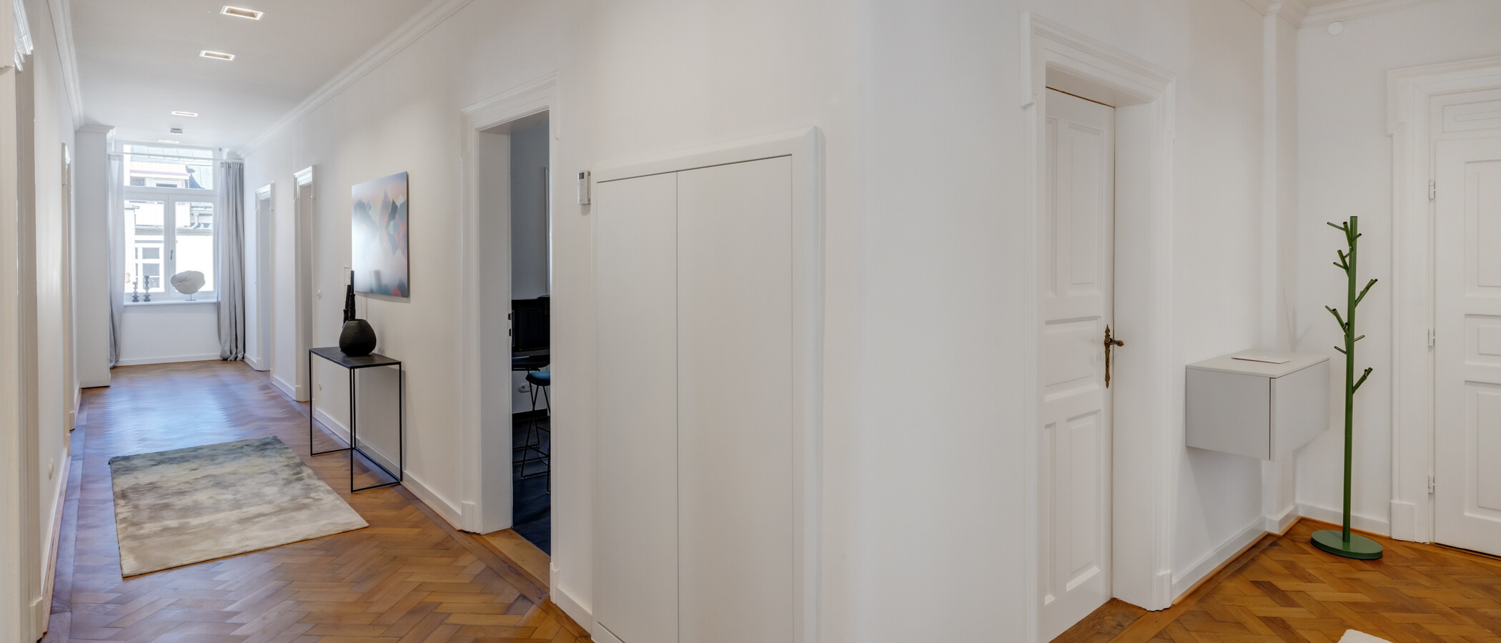 Flad München Schwabing-Nord (zw. Leopoldstraße & Englischen Garten) 02 Korridor/gang 14397