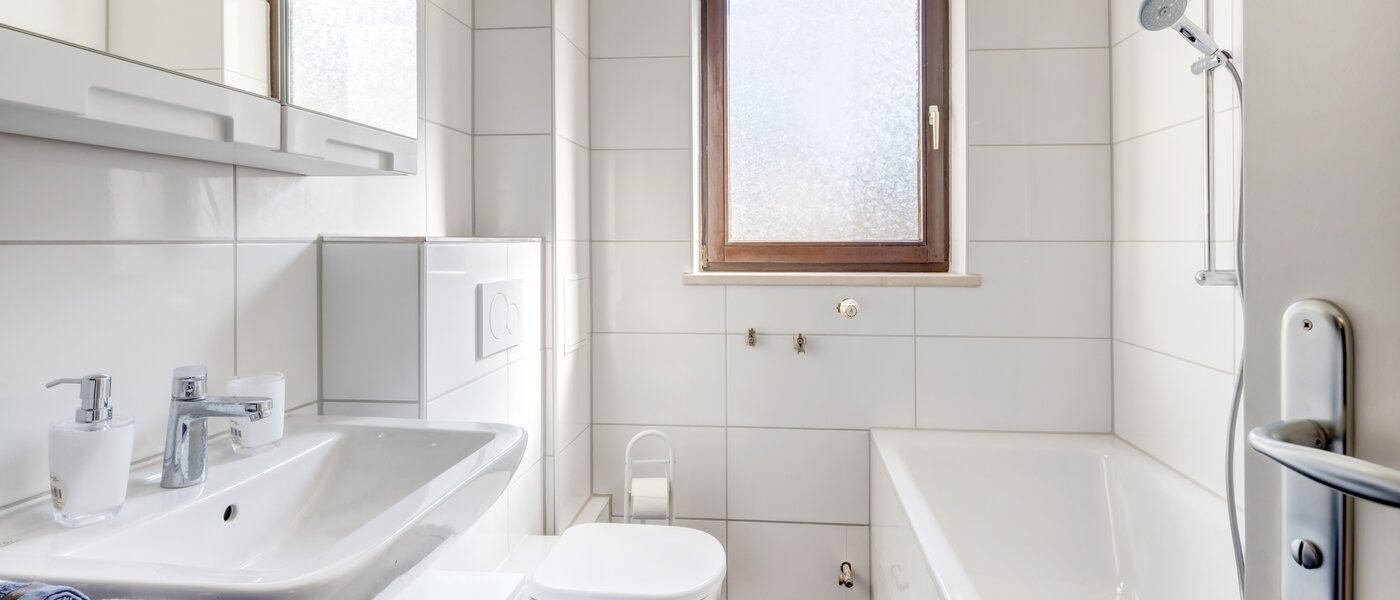 Lapos München Lerchenau 01 Fürdőszoba 14398