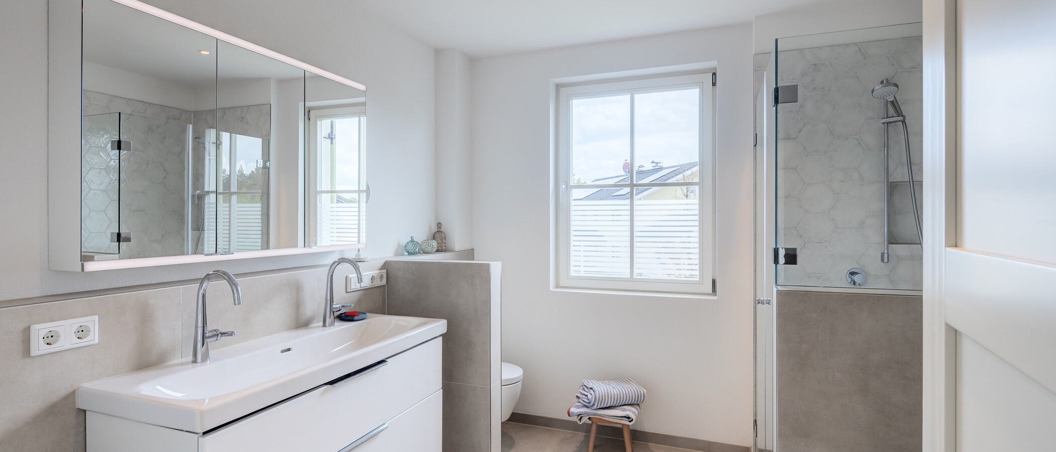 Vrijstaand huis Schäftlarn 01 1e badkamer 14427