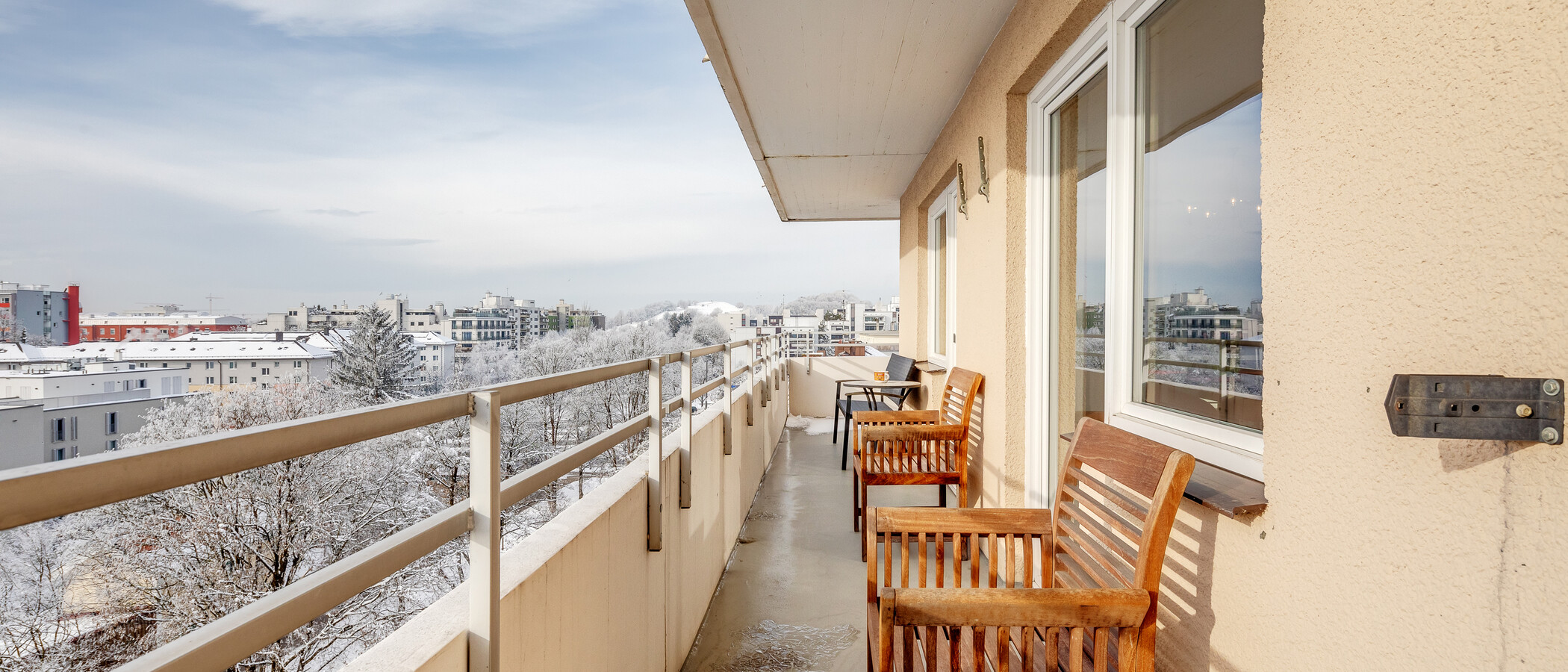 Ploché München Schwabing-Georgenschwaige 01 Balkon 1443