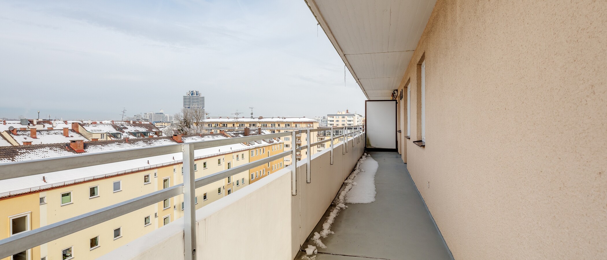 Ploché München Schwabing-Georgenschwaige 03 Balkon 1443