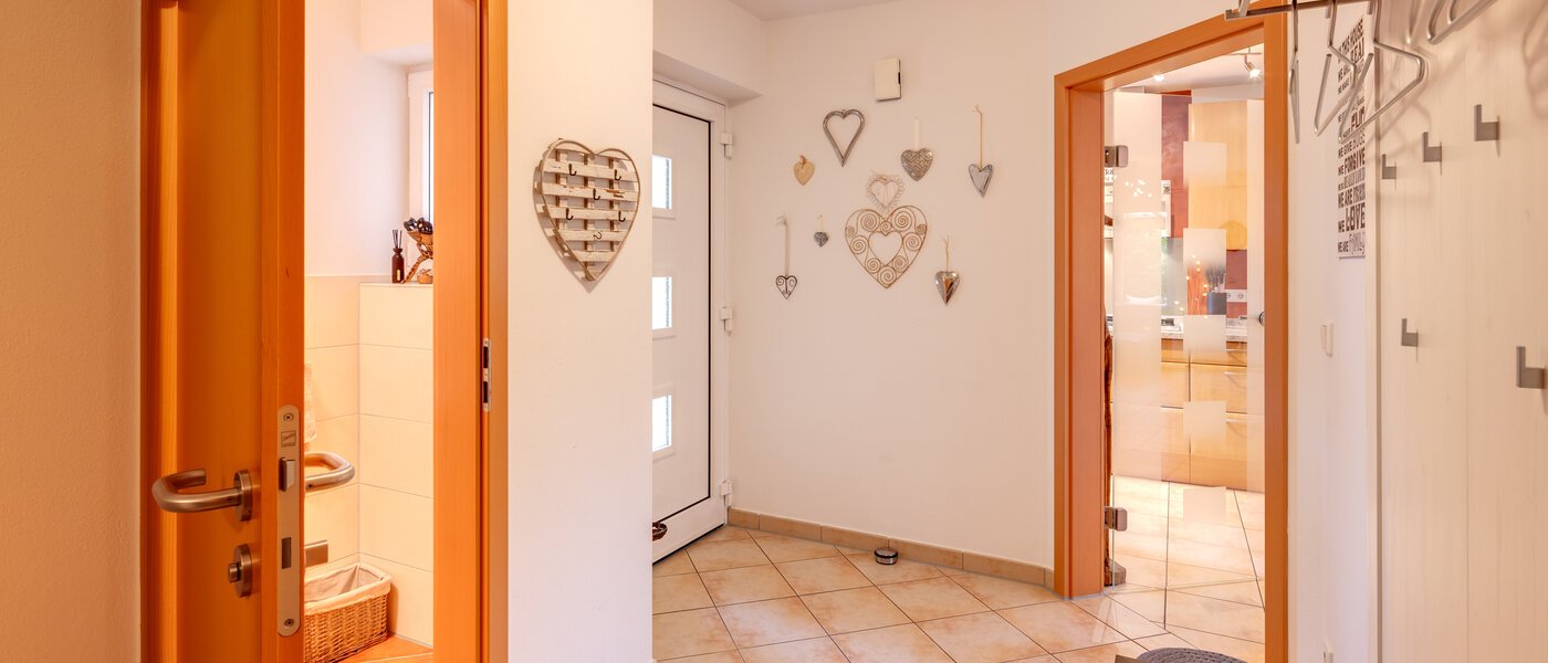 Narożny dom szeregowy München Heimstetten 01 Korytarz/przejście 14431