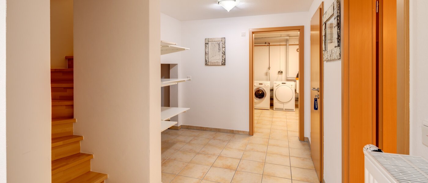 Narożny dom szeregowy München Heimstetten 03 Korytarz/przejście 14431