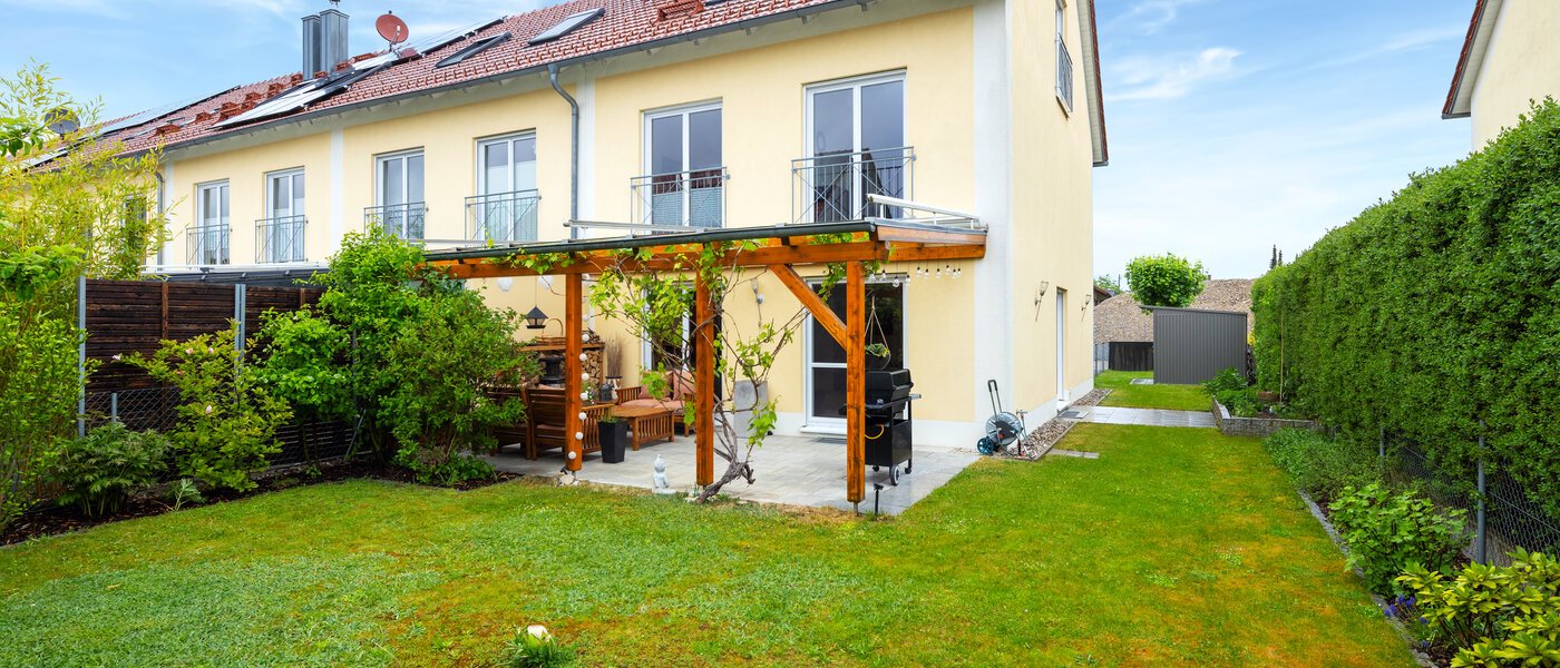 Narożny dom szeregowy München Heimstetten 03 Ogród 14431