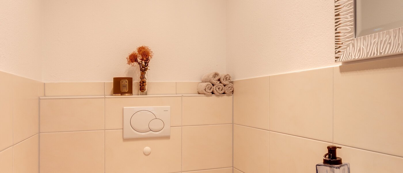 Narożny dom szeregowy München Heimstetten 02 WC dla gości 14431