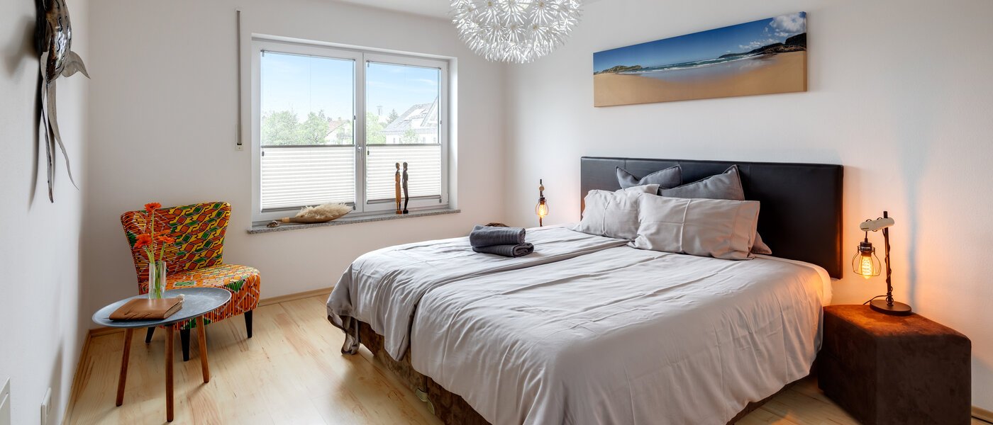 Narożny dom szeregowy München Heimstetten 01 1. sypialnia 14431