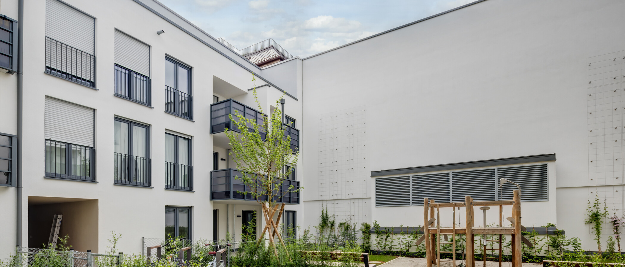 Διαμέρισμα με βεράντα στην ταράτσα München Sendling-Westpark 01 Εσωτερική αυλή 14433