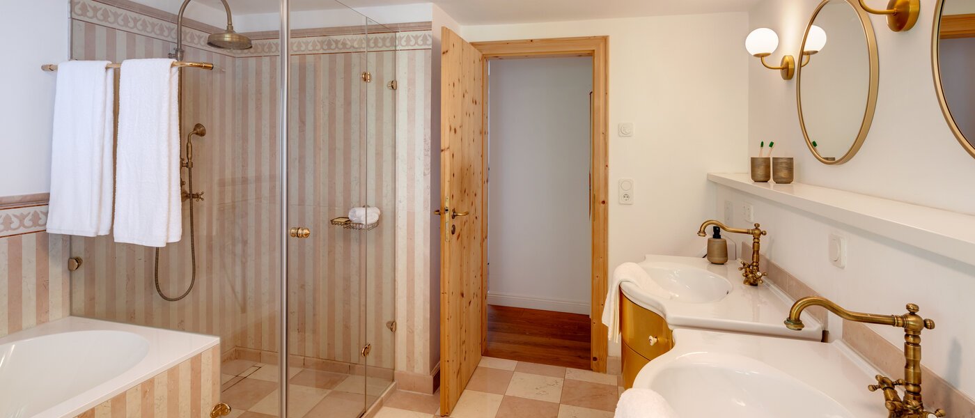 Villa Bad Wiessee 03 1. bad 14436