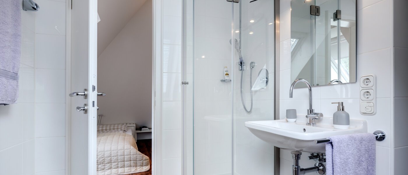 Dobbelthus Grünwald 01 2. Badeværelse 14454