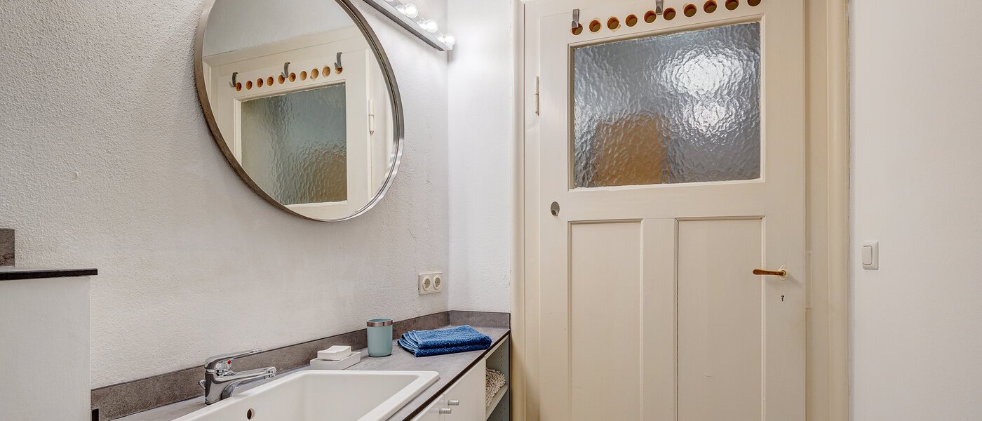 Lapos München Obergiesing 01 Fürdőszoba 1447