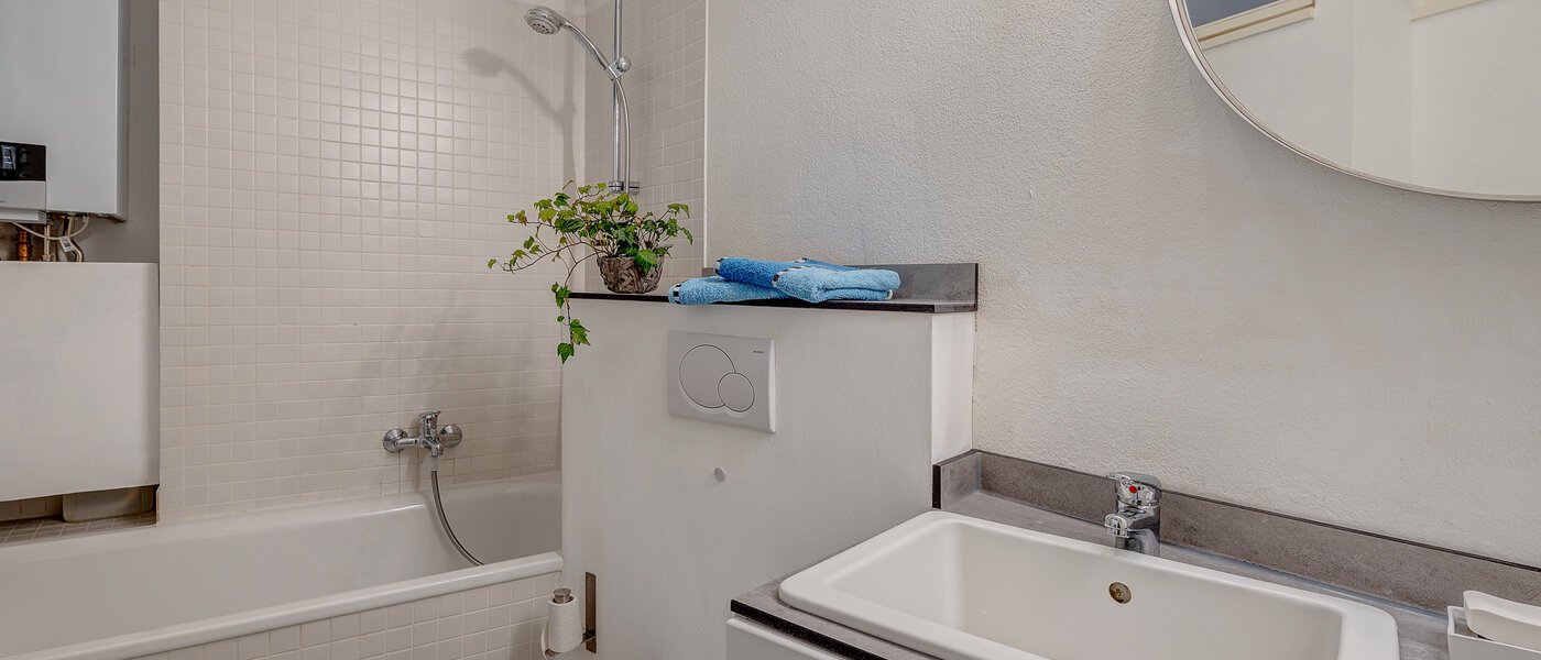 Lapos München Obergiesing 02 Fürdőszoba 1447