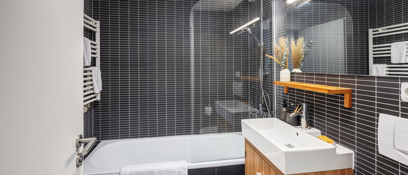 Mezonetový byt s galerií München Obersendling 01 Koupelna 14471