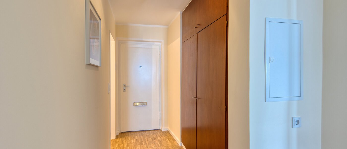Flat München Schwabing 01 Korridor/gang 14493