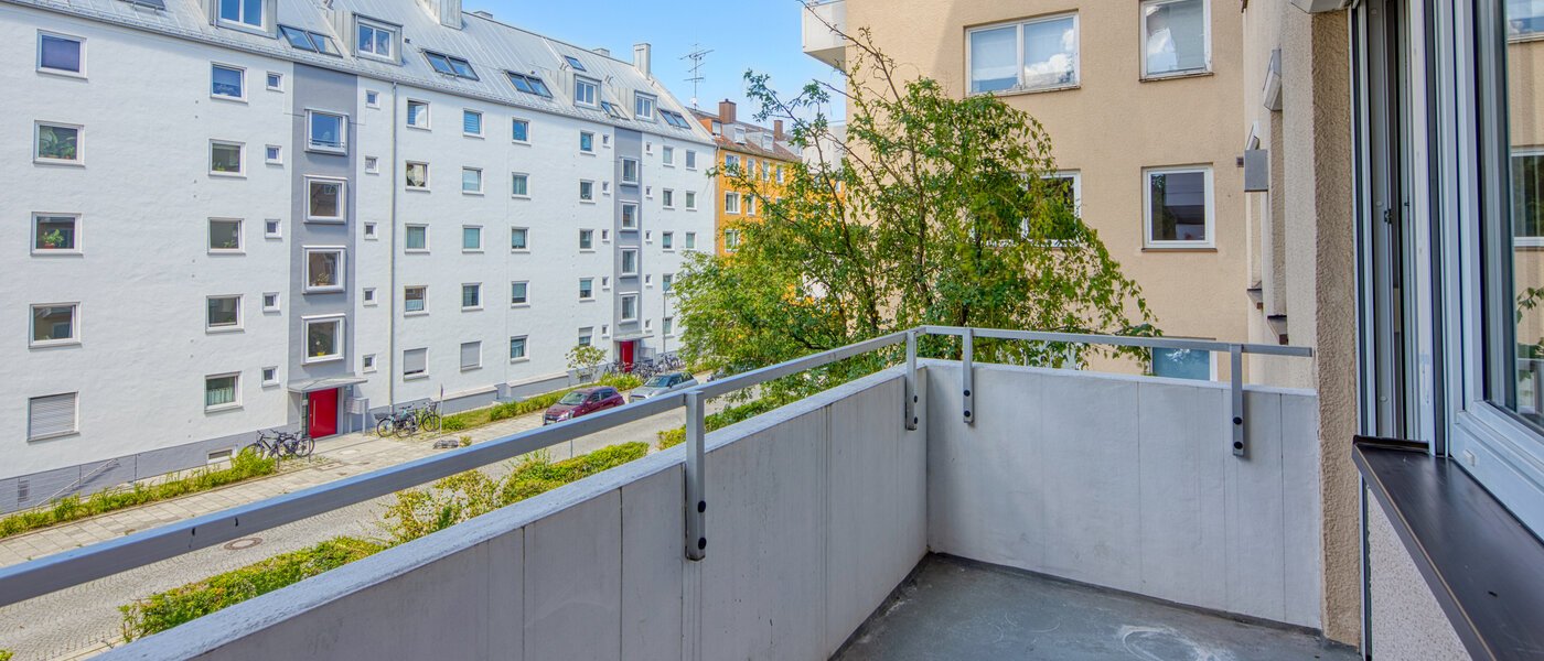 Flat München Schwabing 02 Balkong 14493