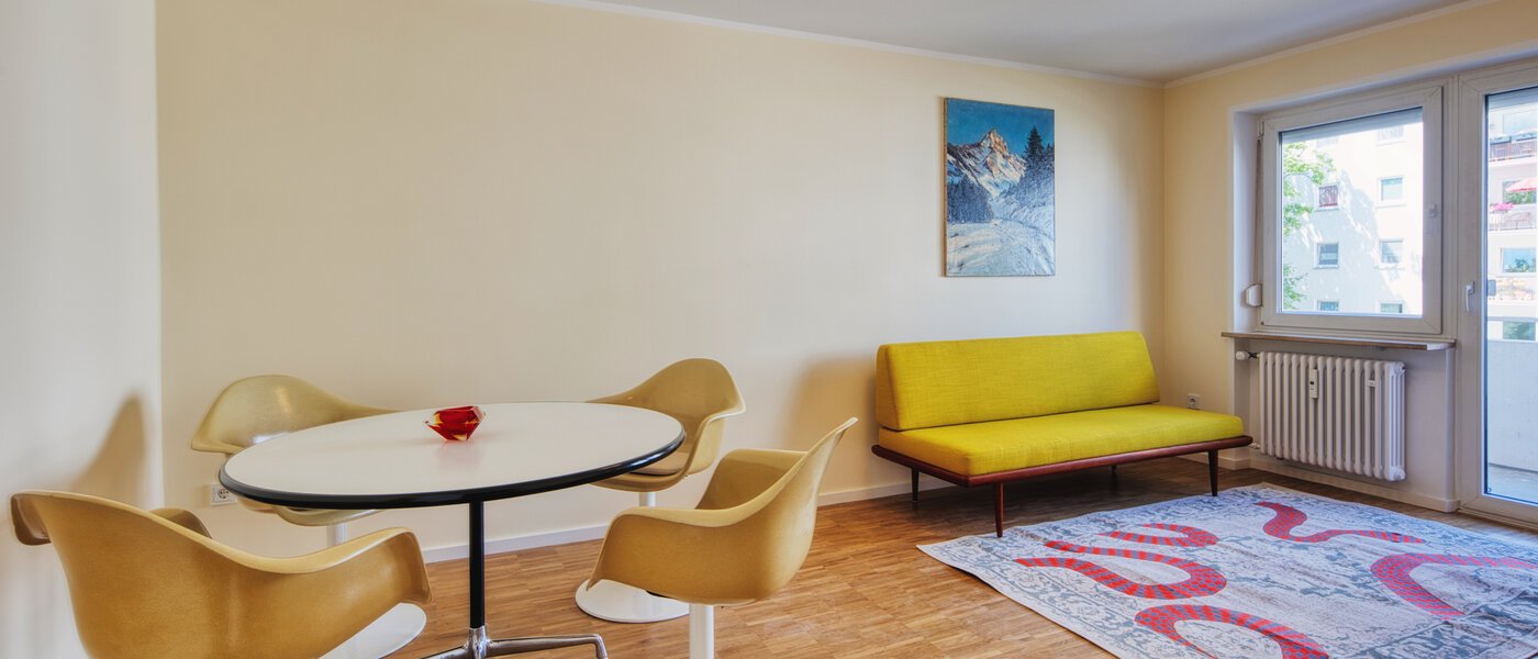 Flat München Schwabing 01 Stue og oppholdsrom 14493