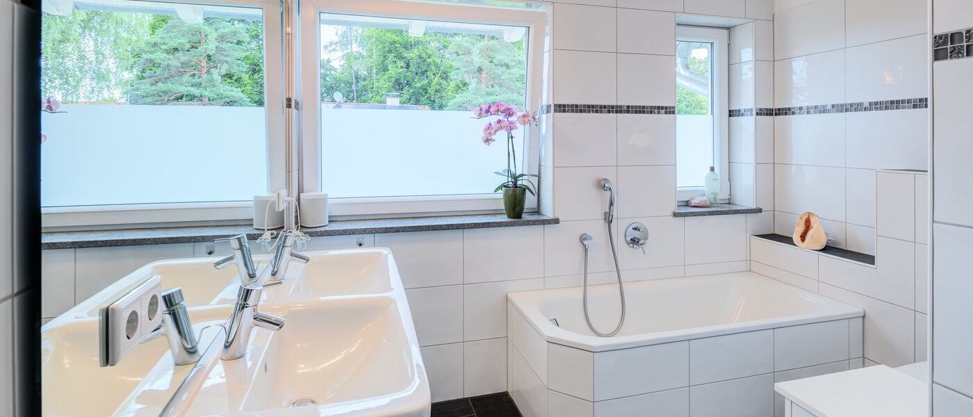 Dvojdomek Wörthsee 01 1. koupelna 14511