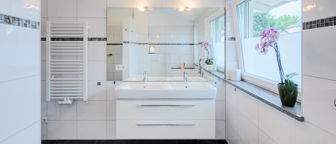 Dvojdomek Wörthsee 04 1. koupelna 14511