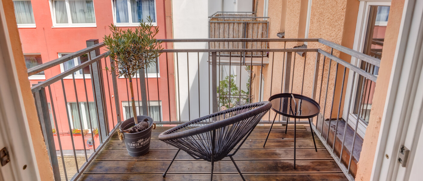 Ploché München Schwanthalerhöhe 01 Balkon 14516