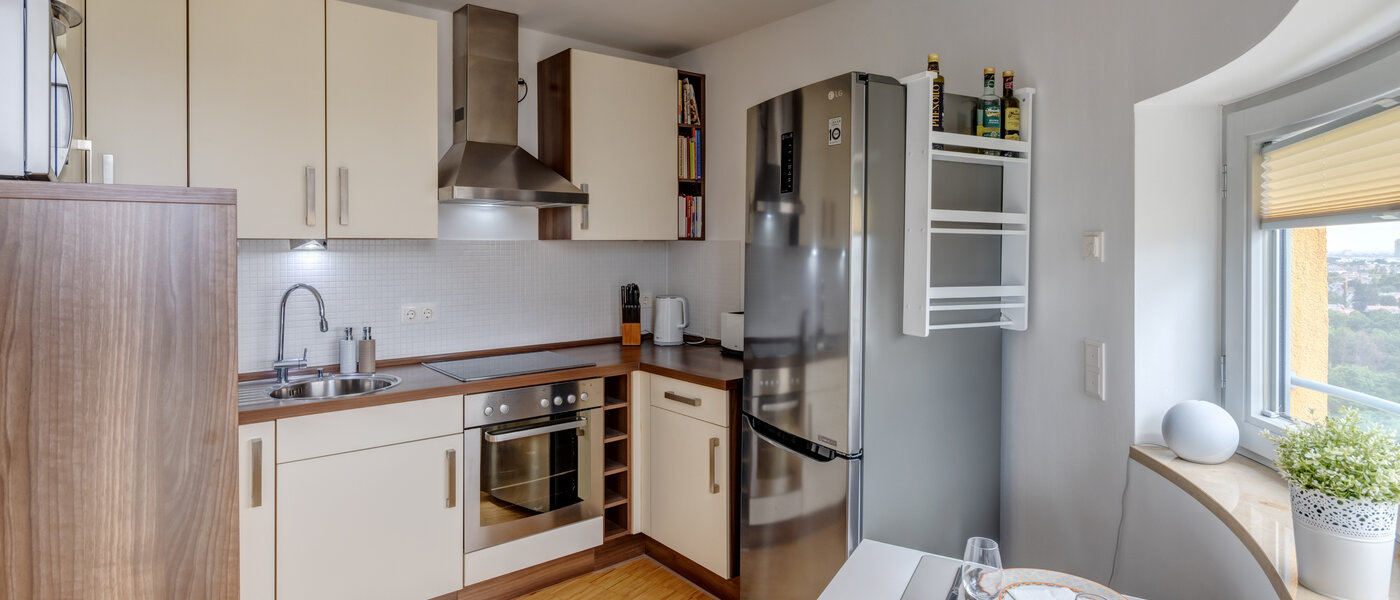 Lapos München Obersendling 01 Konyha 14517