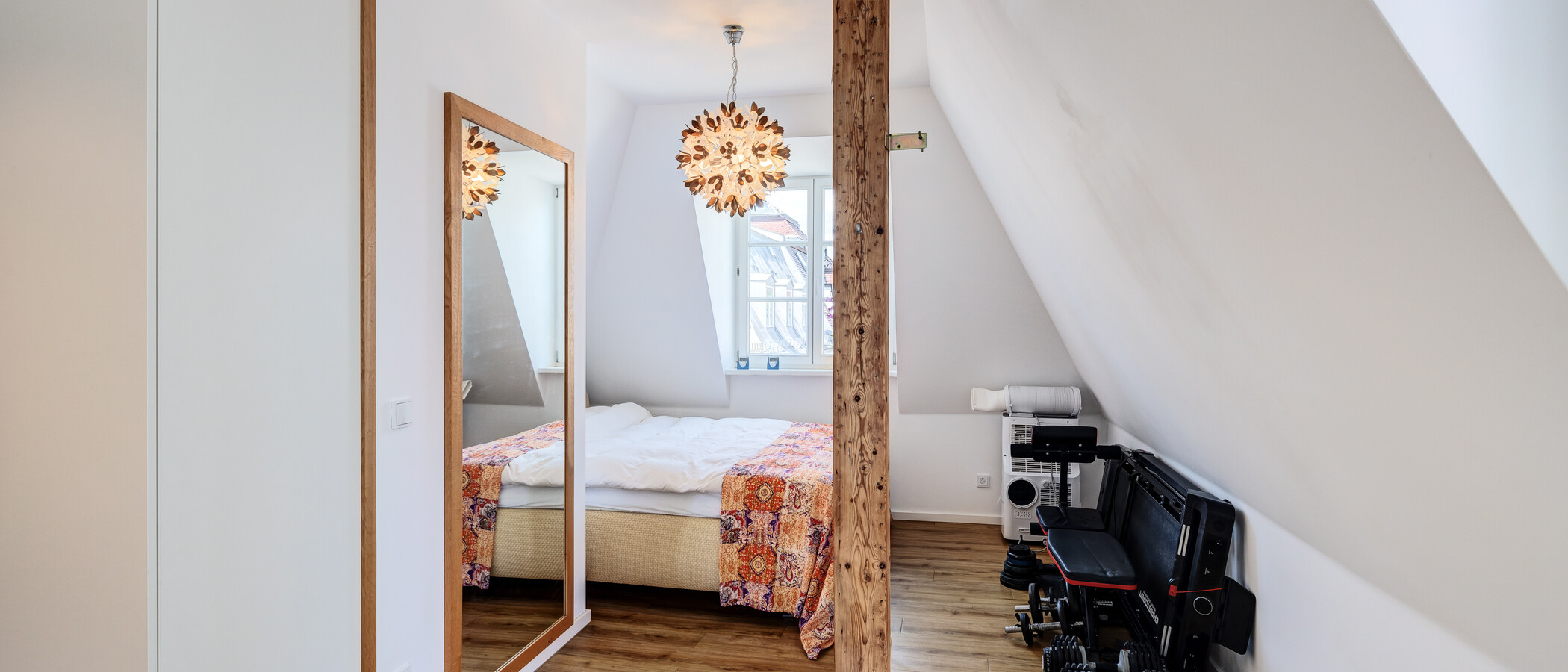 Ploché München Neuhausen 01 Ložnice 14523
