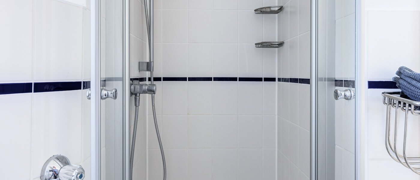 Lapos München Neuhausen 02 2. fürdőszoba 14528