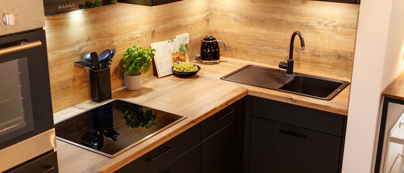 Ravna stran Unterföhring 02 Kuhinja 14540