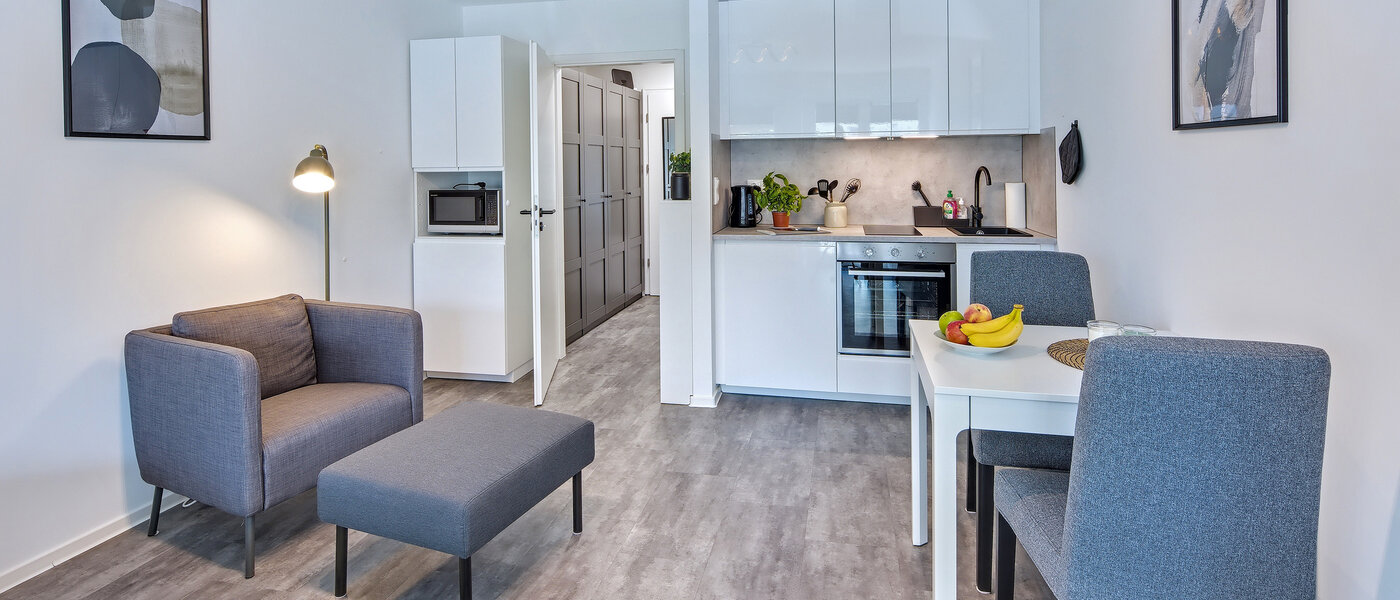 Lapos München Neuhausen 03 Nappali 14547