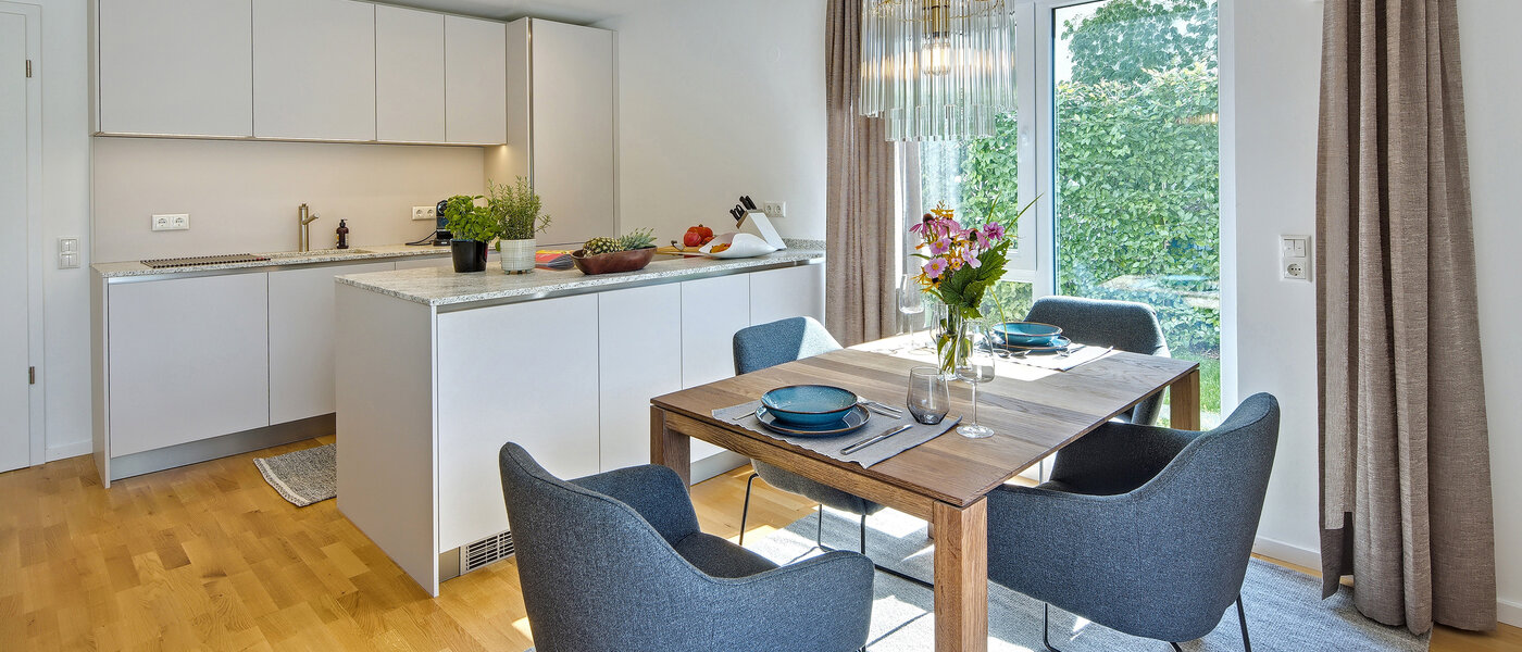 플랫 München Berg am Laim 02 거실 공간 14557