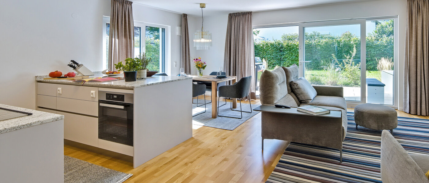 플랫 München Berg am Laim 03 거실 공간 14557