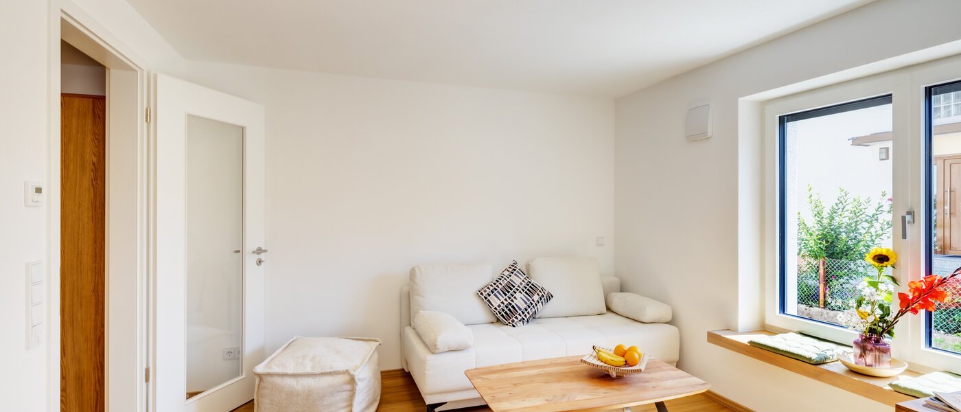 Ploché Neufahrn b. Freising 02 Obývací prostor 14560