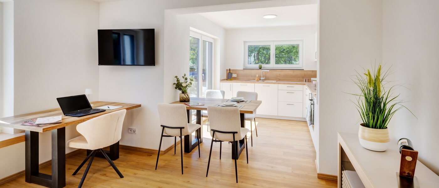 Ploché Neufahrn b. Freising 03 Obývací prostor 14560