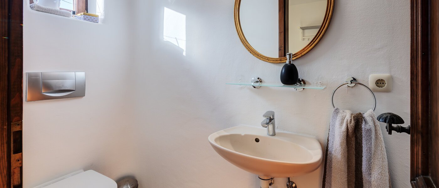 ikerház München Obersendling 01 Vendég WC 14567