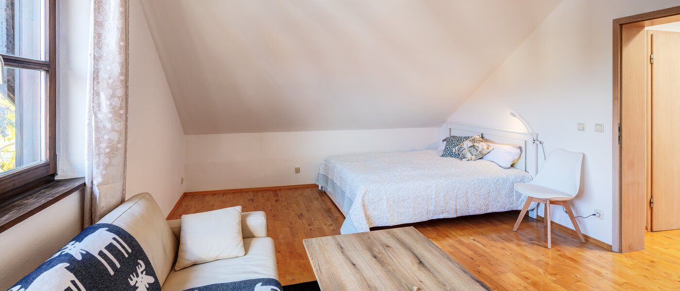 ikerház München Obersendling 01 3. hálószoba 14567