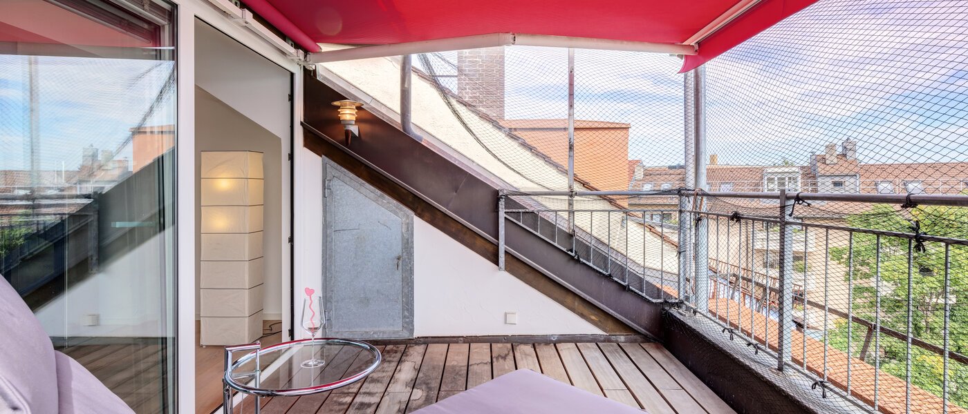 Mansardă plată München Maxvorstadt 03 Loggia 14568